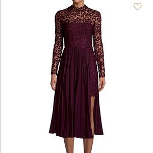 Amur dress size 4- color: burgundy